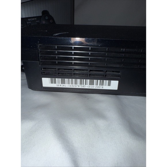 Sony PlayStation 3 250GB Console - Black w/ Original Box 2 Controllers - Picture 6 of 11